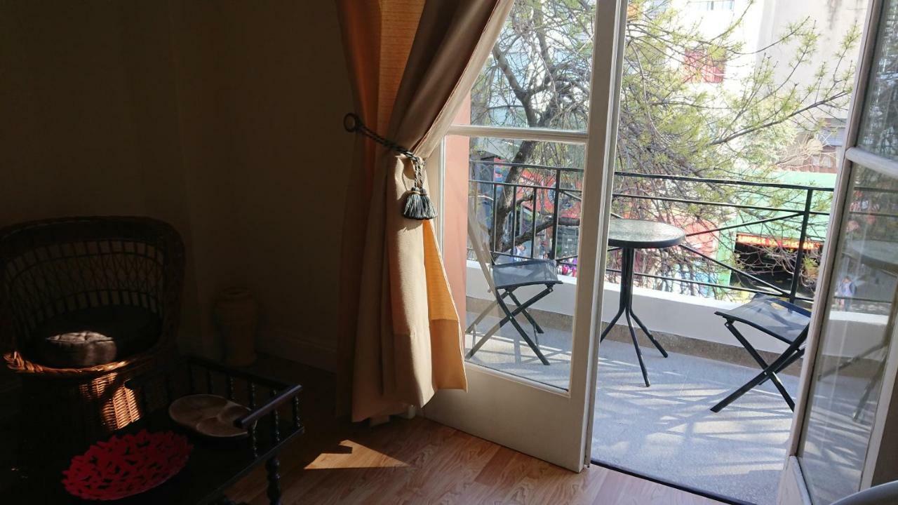 Excelente departamento con balcón a la calle sobre avenida Ciudad Autónoma de Ciudad Autónoma de Buenos Aires Exterior foto
